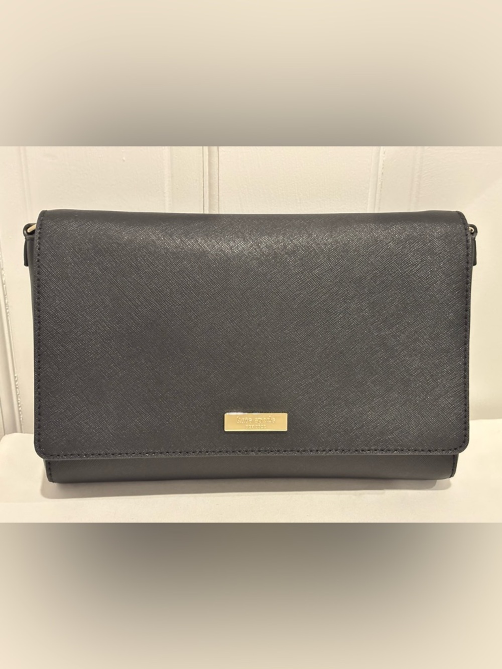 kate spade Black Textured Leather Crossbody Bag with Gold Plaque